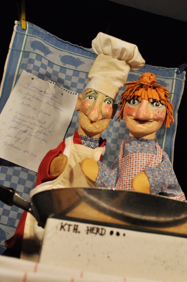 Kindertheater_Kasper und Pfannkuchen (1).jpg