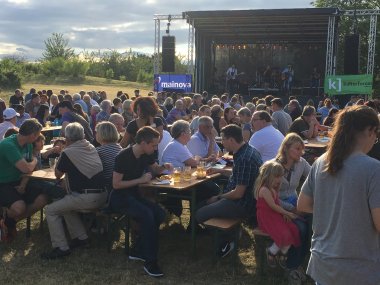 Open Air Konzert im Ziegeleipark.