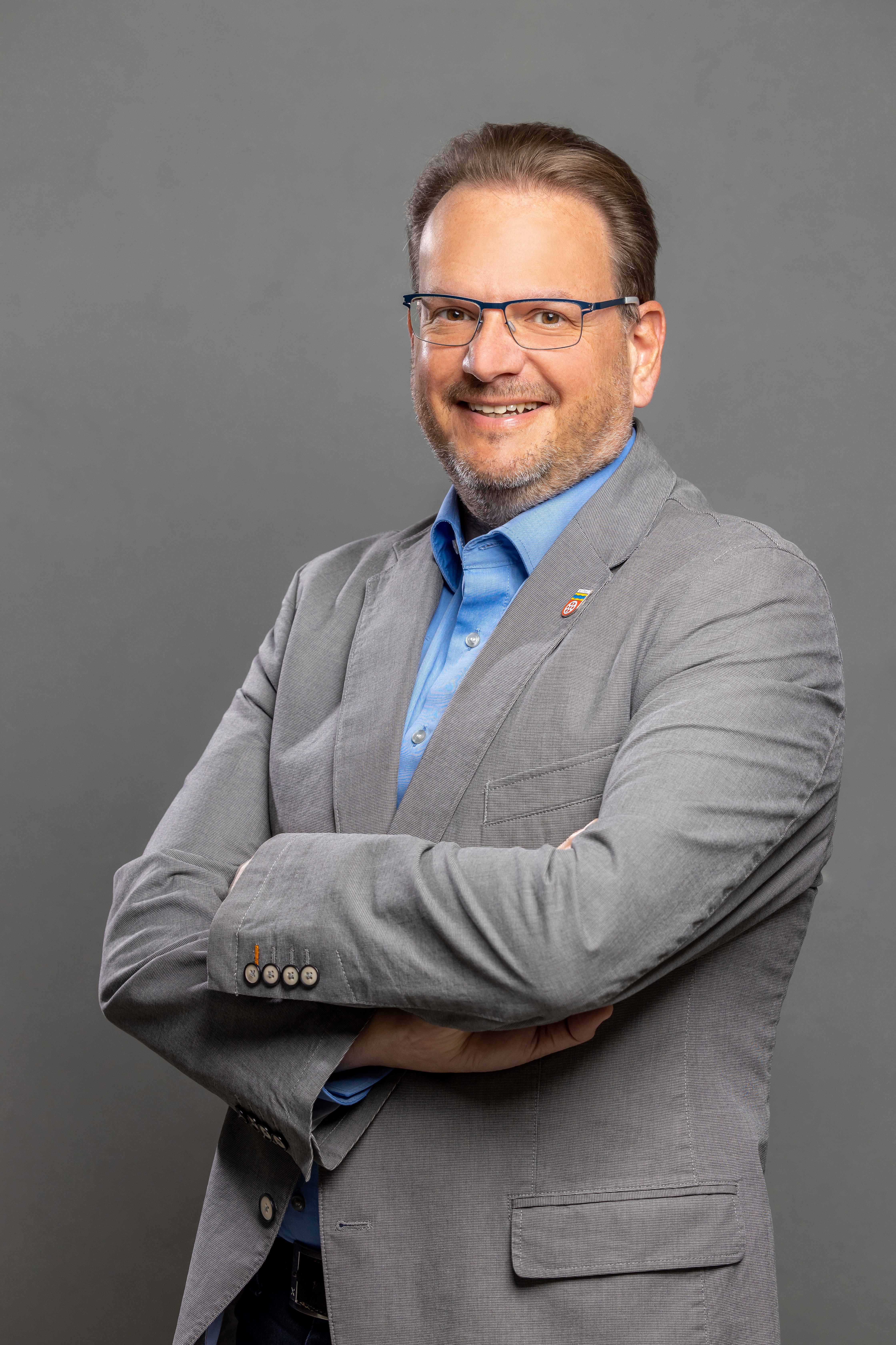 Ein Porträt von Alexander Feist.