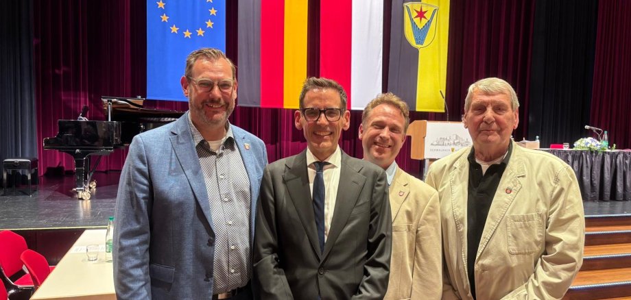 Milkowitsch mit Krifteler Delegation.