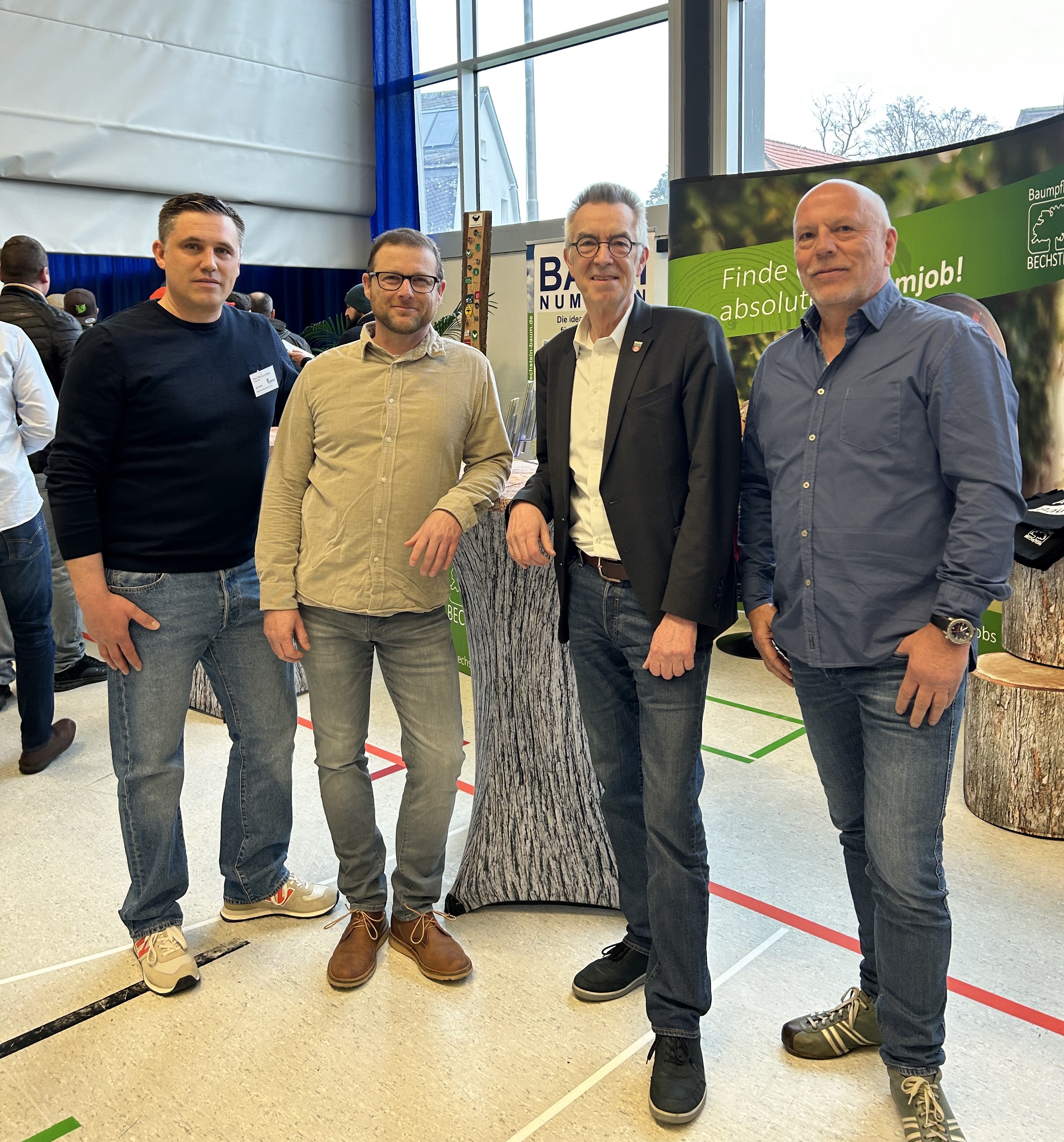 Franz Jirasek mit den Organisatoren.