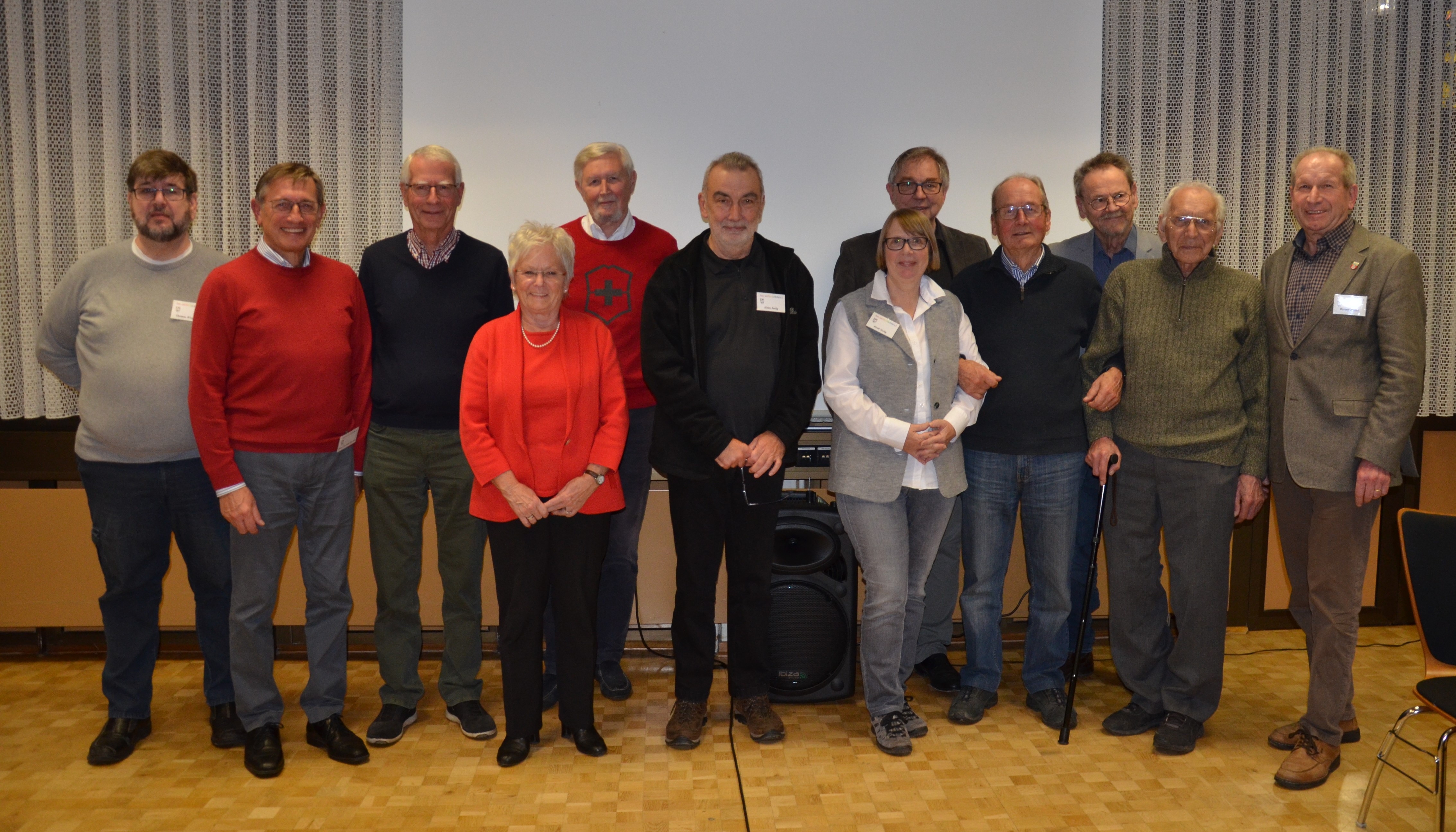 Die vorführenden Mitglieder des Foto- und Filmclubs im Rathaus.
