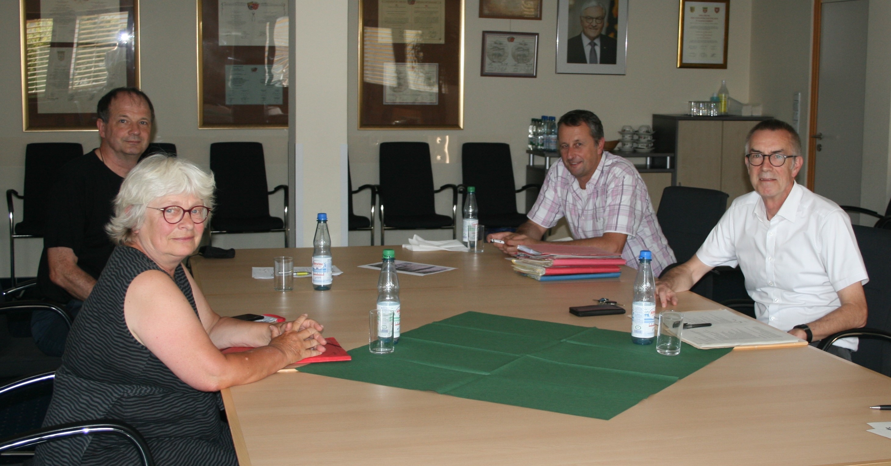 Zwei Vertreter des ADFC im Gespräch mit Franz Jirasek und Volker Kaufmann.