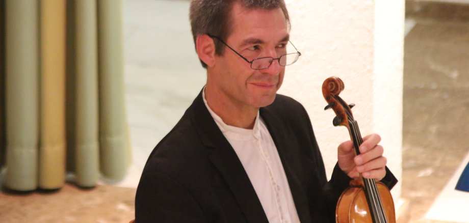 Christopher Hardt bei einem Konzert.