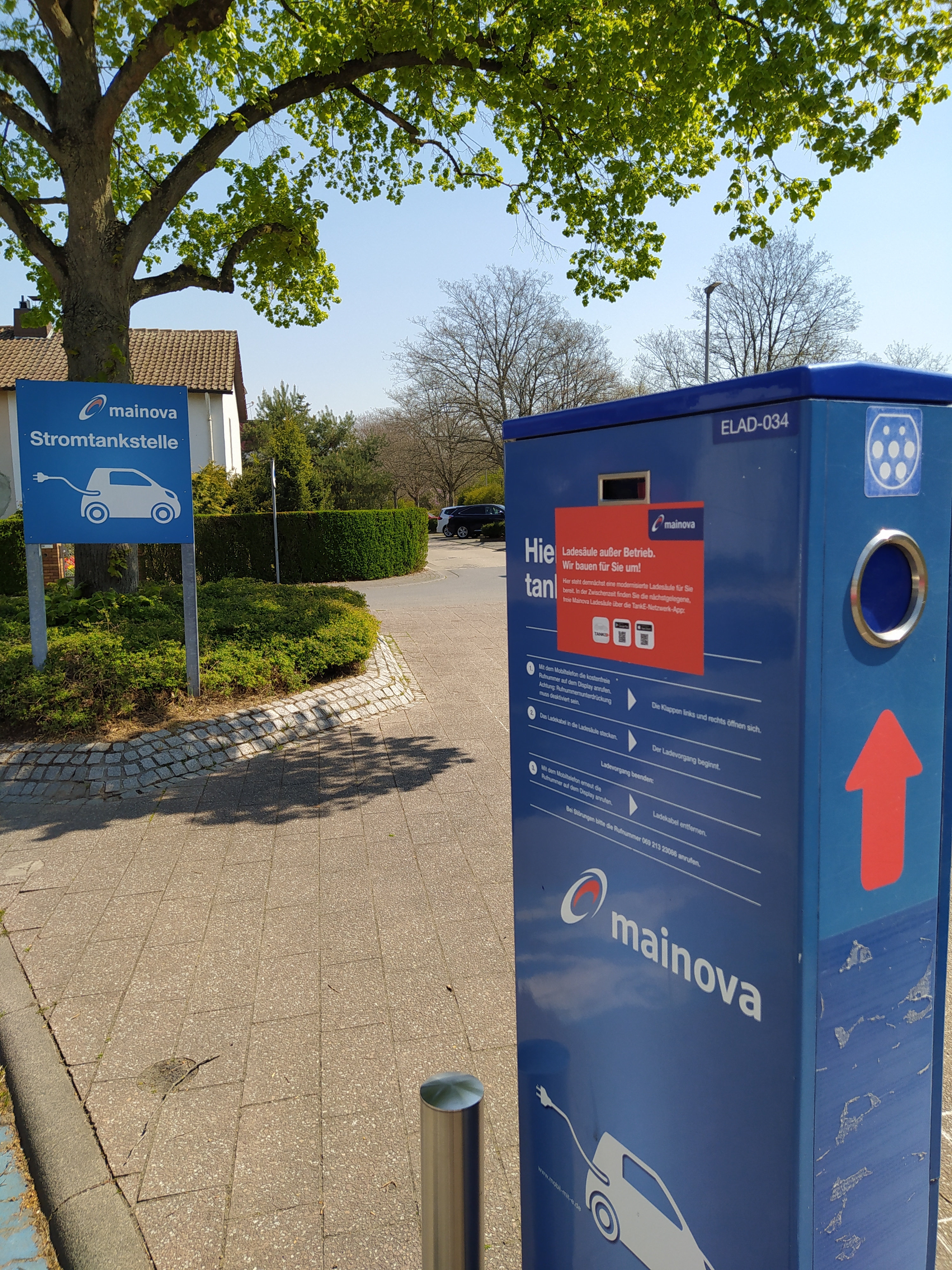 Die Ladestation für E-Autos am Bahnhof.