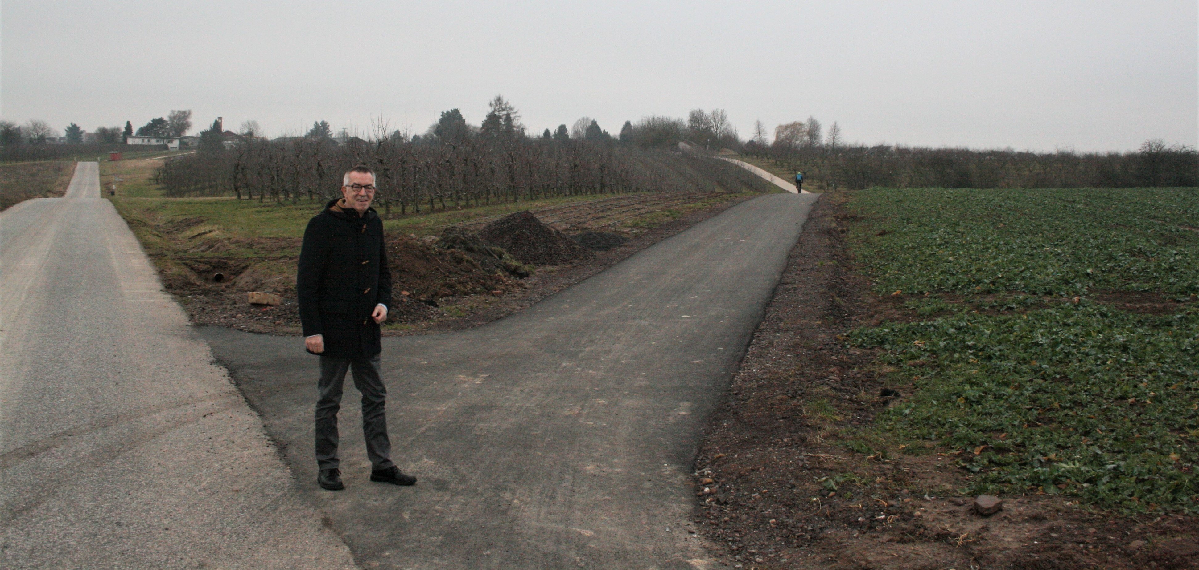 Einer der neu asphaltierten Radwege im Läusgrund.