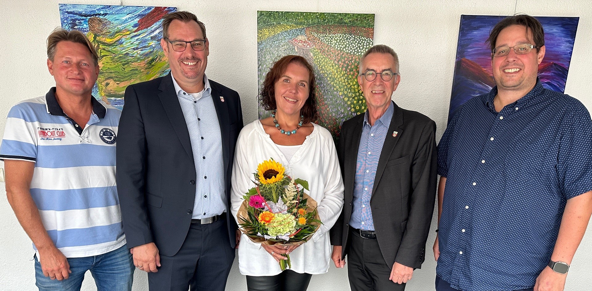 Katrin Scheurich mit Gratulanten.