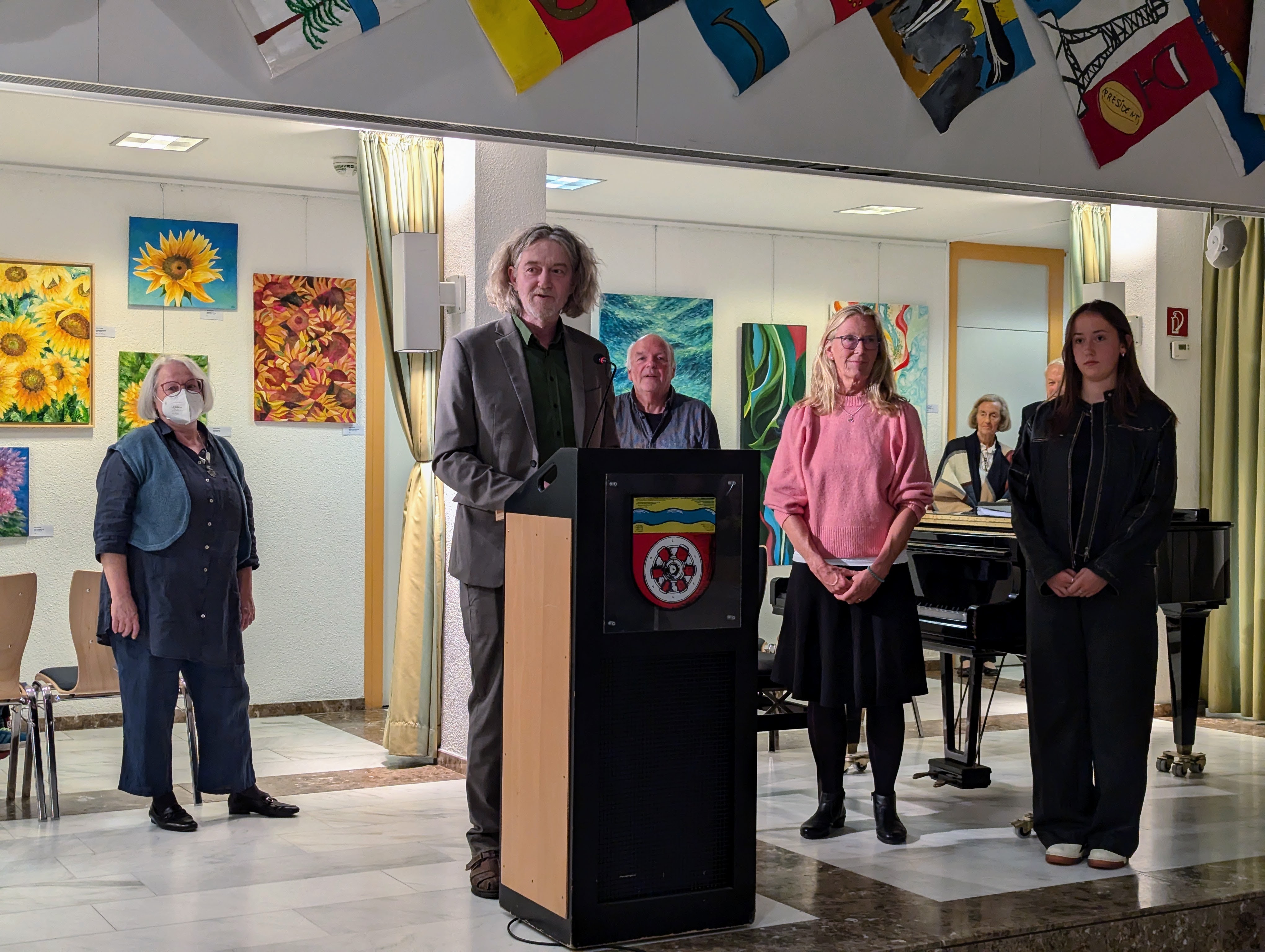 Die Künstler auf der Bühne.