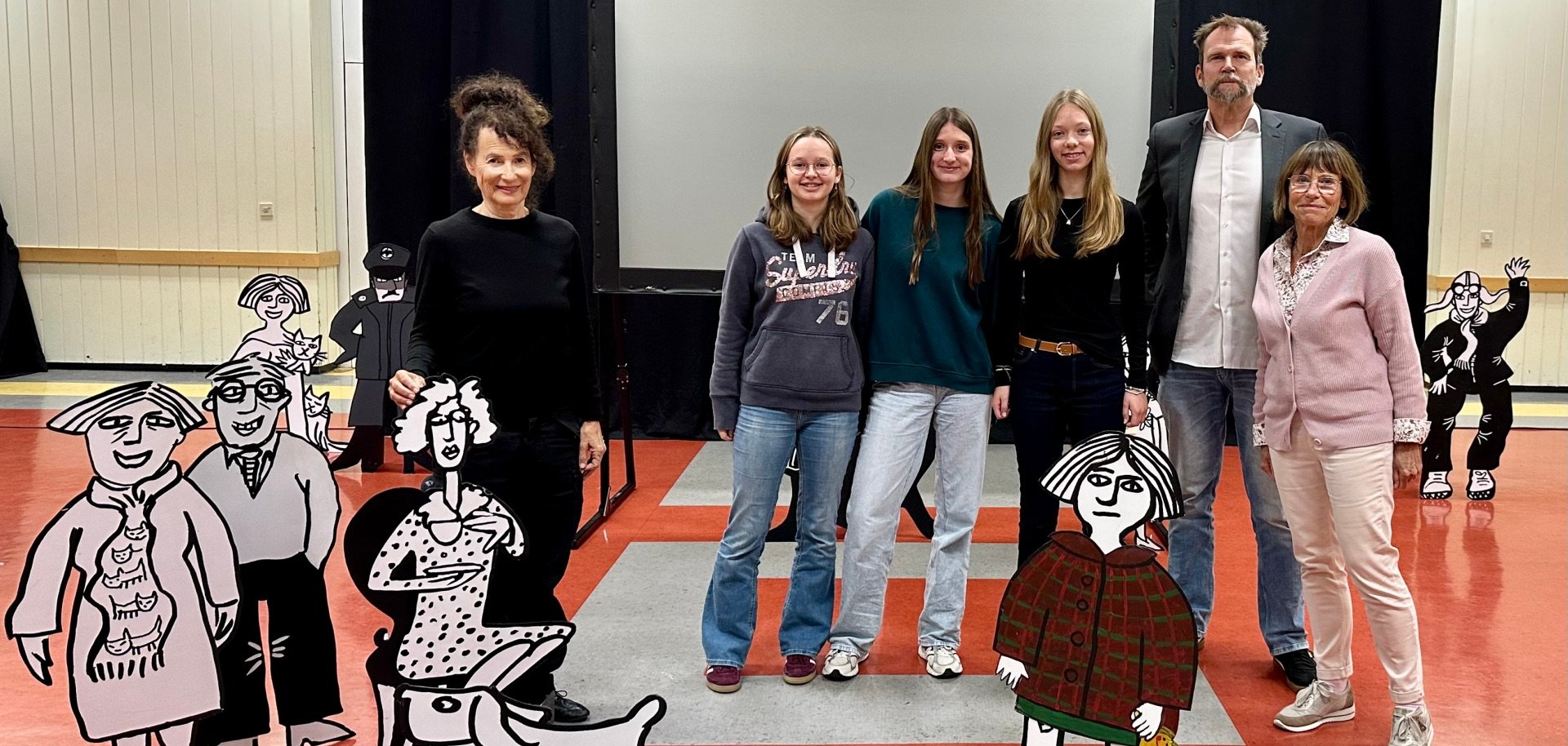 Ensemble mit Cartoon-Figuren.