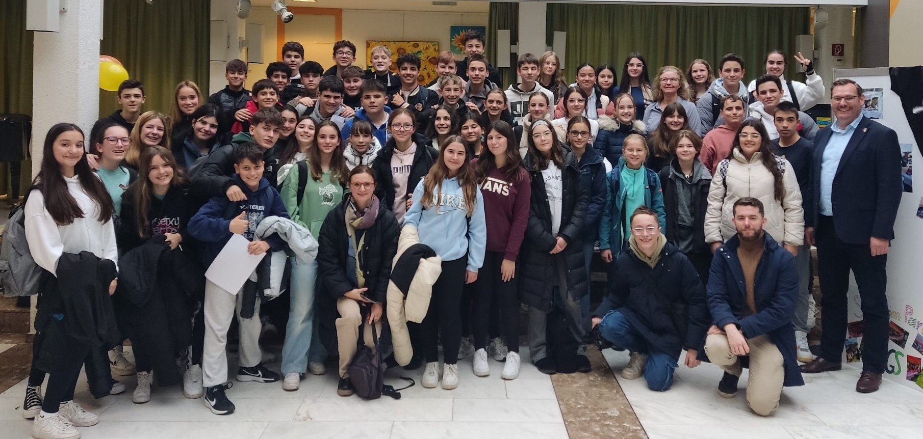 Gruppenfoto im Rathaus.