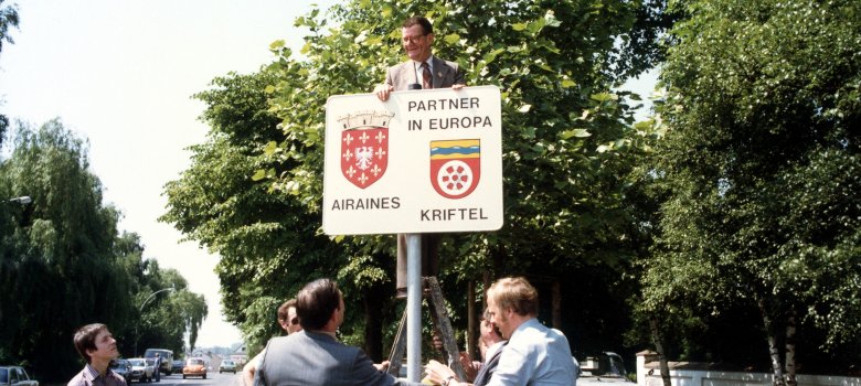 Airaines Off. Partnerschaft 1981.JPG